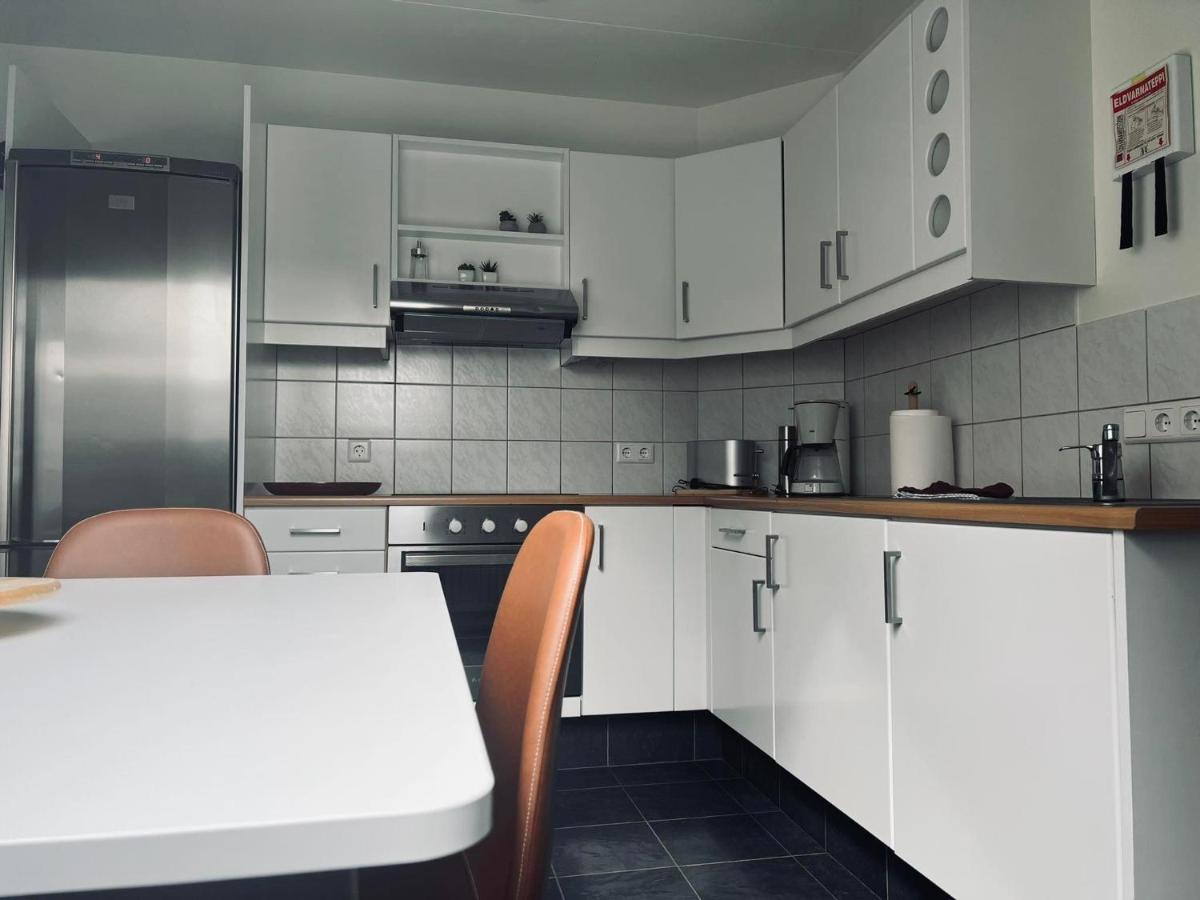 G10 Apartments Akureyri Esterno foto